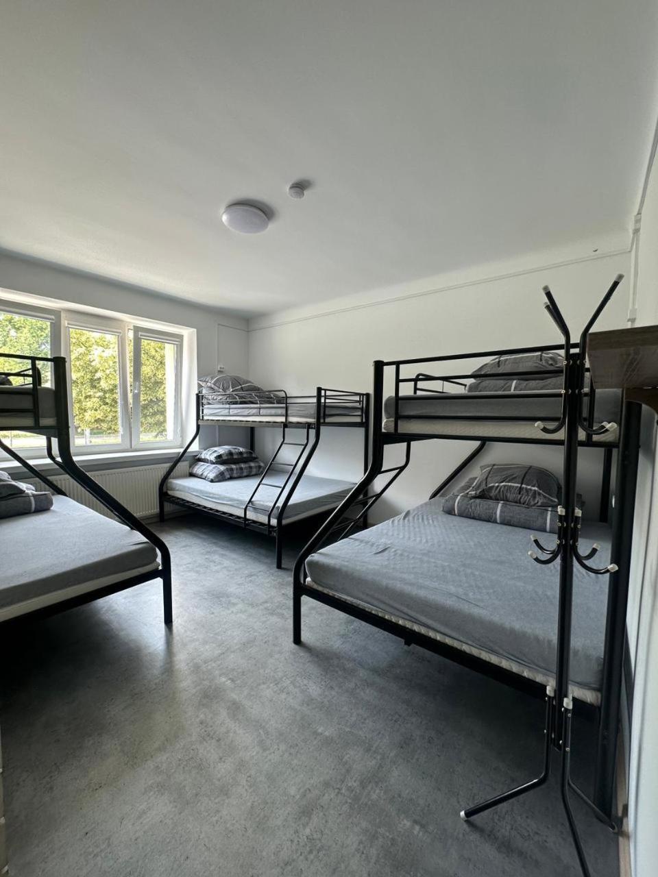 Hostel Harmonia Warsaw Ngoại thất bức ảnh