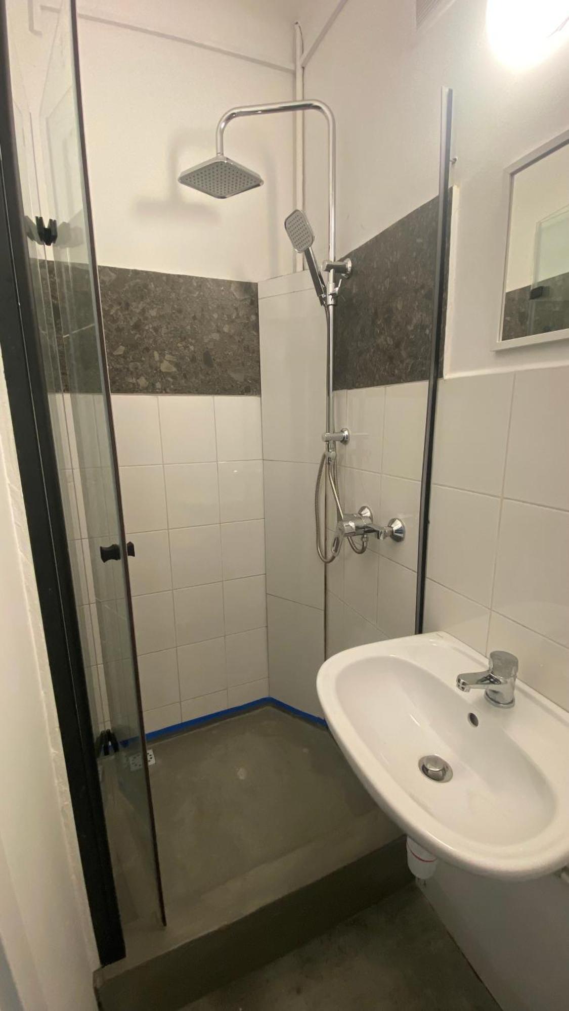 Hostel Harmonia Warsaw Ngoại thất bức ảnh