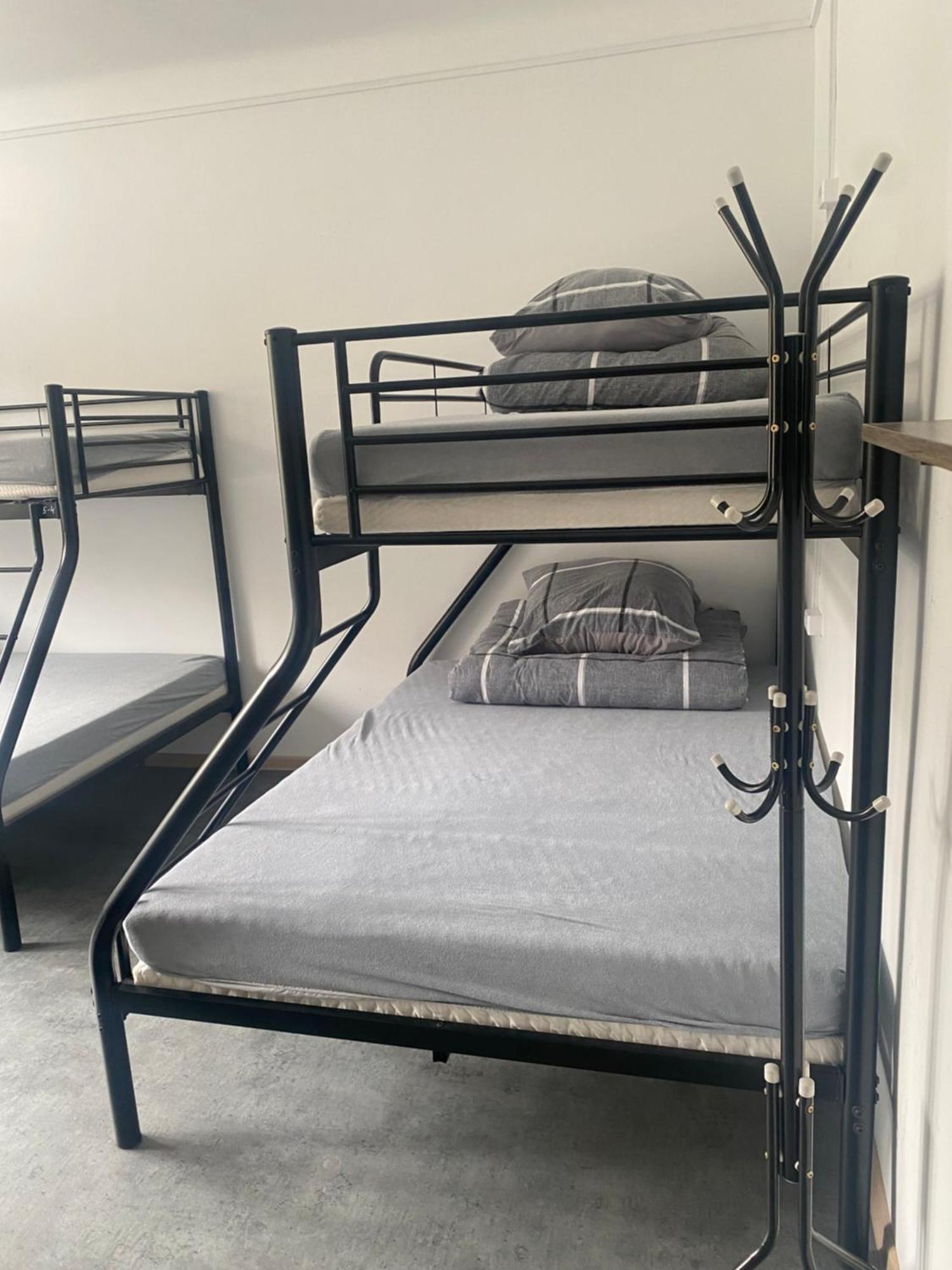 Hostel Harmonia Warsaw Ngoại thất bức ảnh