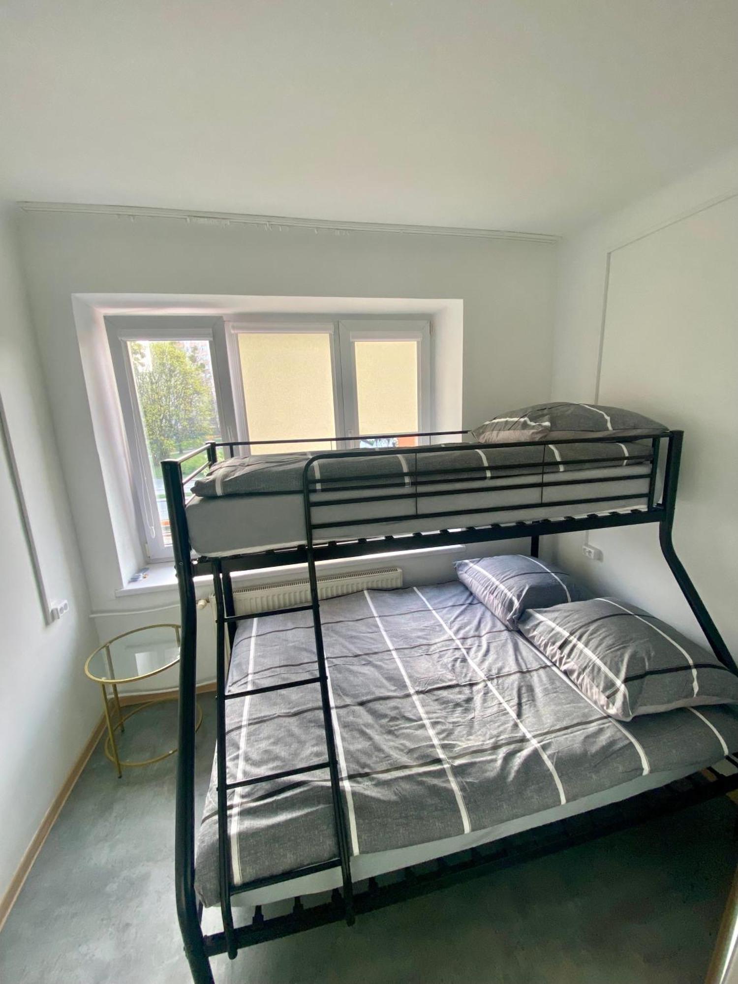 Hostel Harmonia Warsaw Ngoại thất bức ảnh