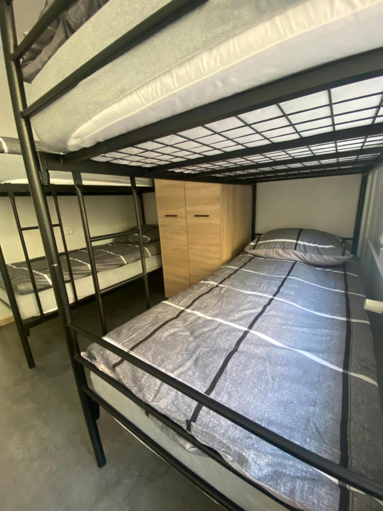 Hostel Harmonia Warsaw Ngoại thất bức ảnh