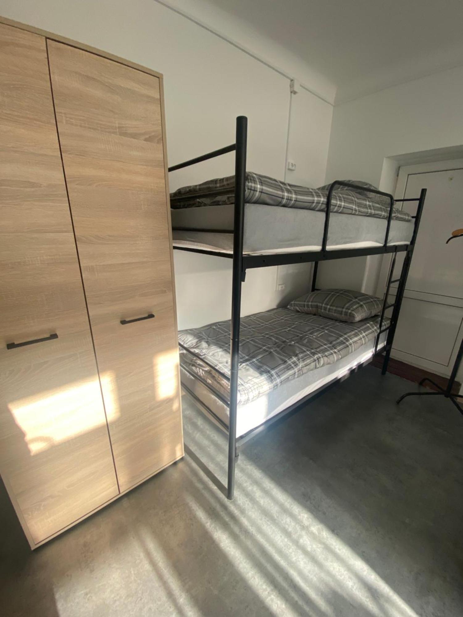 Hostel Harmonia Warsaw Ngoại thất bức ảnh